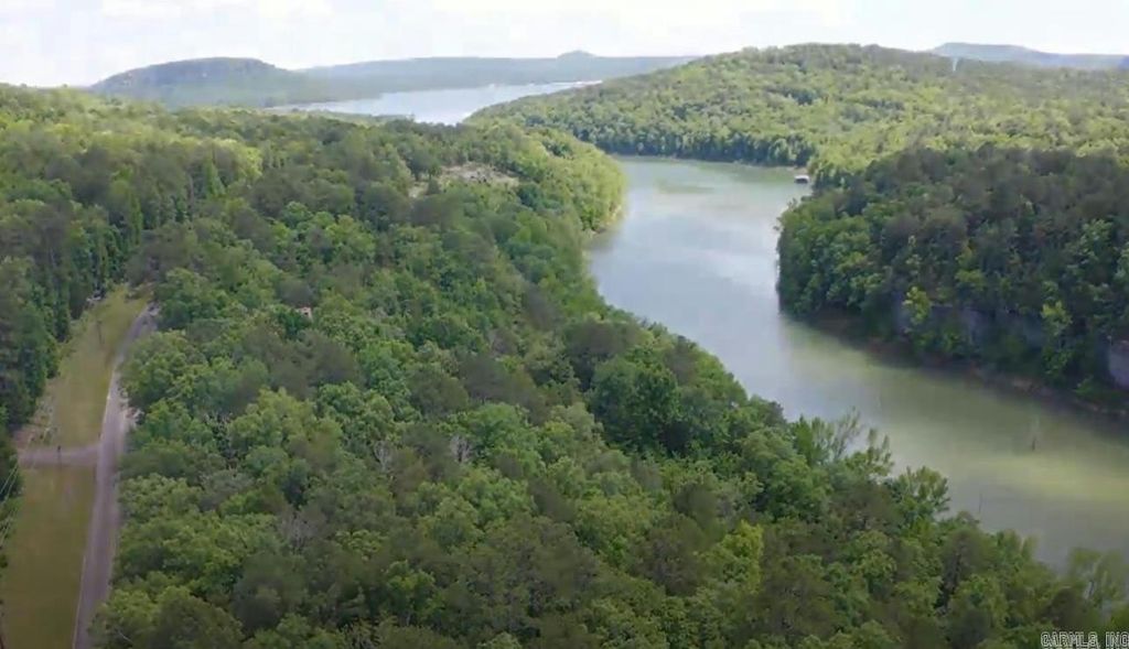 128 Lynn Creek Drive, Fairfield Bay, AR 72088