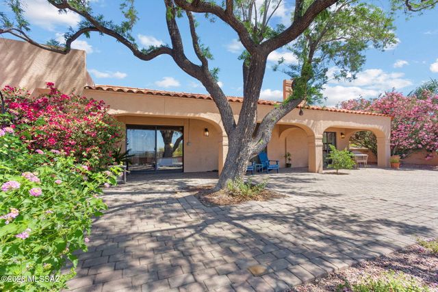 6850 E Loma Del Bribon, Tucson, AZ 85750