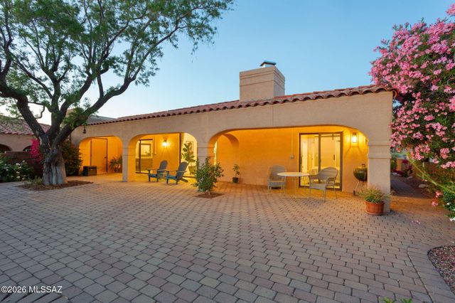 6850 E Loma Del Bribon, Tucson, AZ 85750