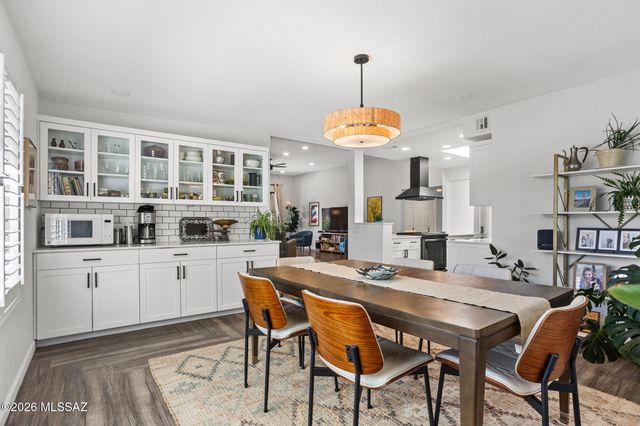 6850 E Loma Del Bribon, Tucson, AZ 85750