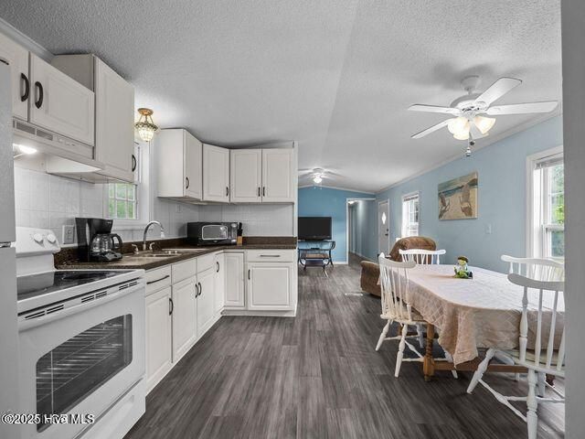 336 Old Folkstone Road, Holly Ridge, NC 28445