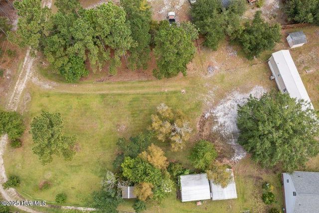 336 Old Folkstone Road, Holly Ridge, NC 28445