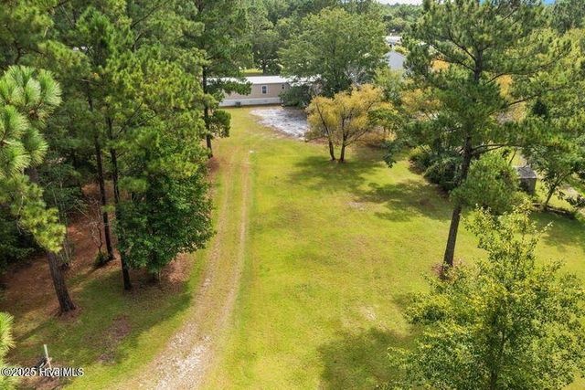 336 Old Folkstone Road, Holly Ridge, NC 28445