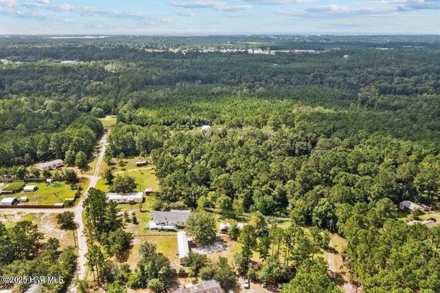 336 Old Folkstone Road, Holly Ridge, NC 28445