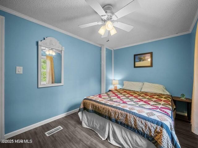 336 Old Folkstone Road, Holly Ridge, NC 28445