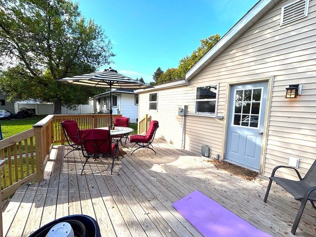 110 Crocker Avenue S, Thief River Falls, MN 56701