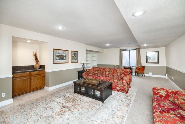 2831 N Tallgrass St, Wichita, KS 67226