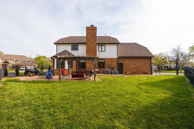 2831 N Tallgrass St, Wichita, KS 67226