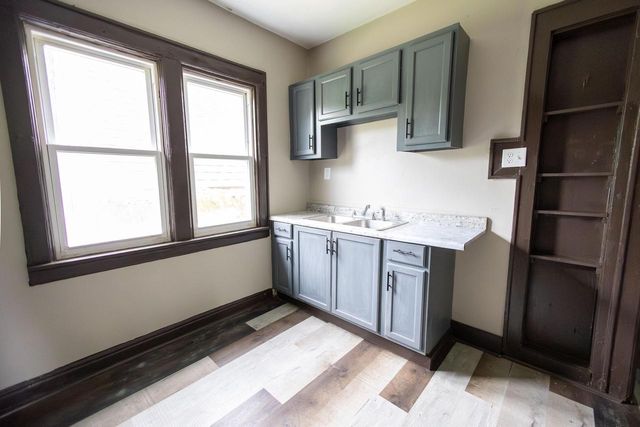 2162 N 41st STREET #2164, Milwaukee, WI 53208
