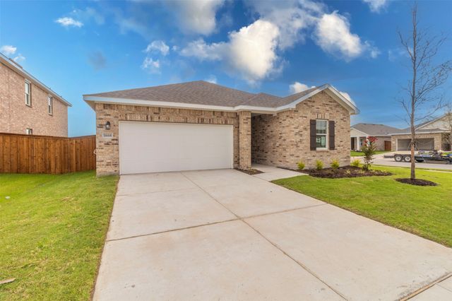 1888 Everglades Drive, Forney, TX 75126