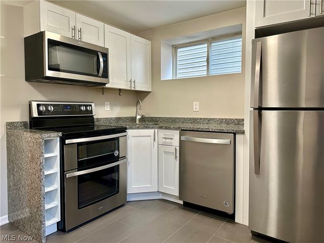 2188 W 6th Street DOWN, Cleveland, OH 44113