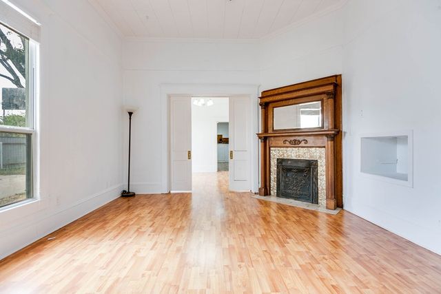 704 N Broadway Street, Ballinger, TX 76821