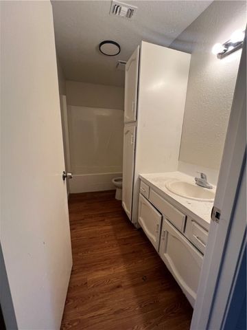 3709 Thornberry Ct 3717, Corpus Christi, TX 78415