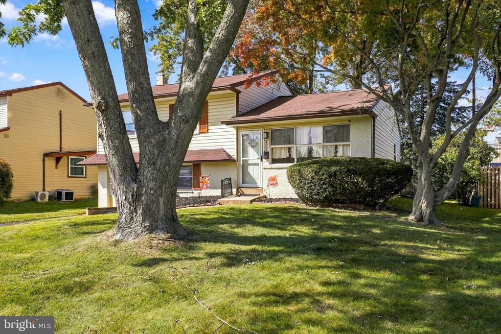 405 GOODWIN RD, HATBORO, PA 19040 — photo 3