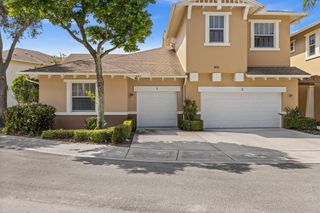 991 Marina Del Ray Ln, West Palm Beach, FL 33401