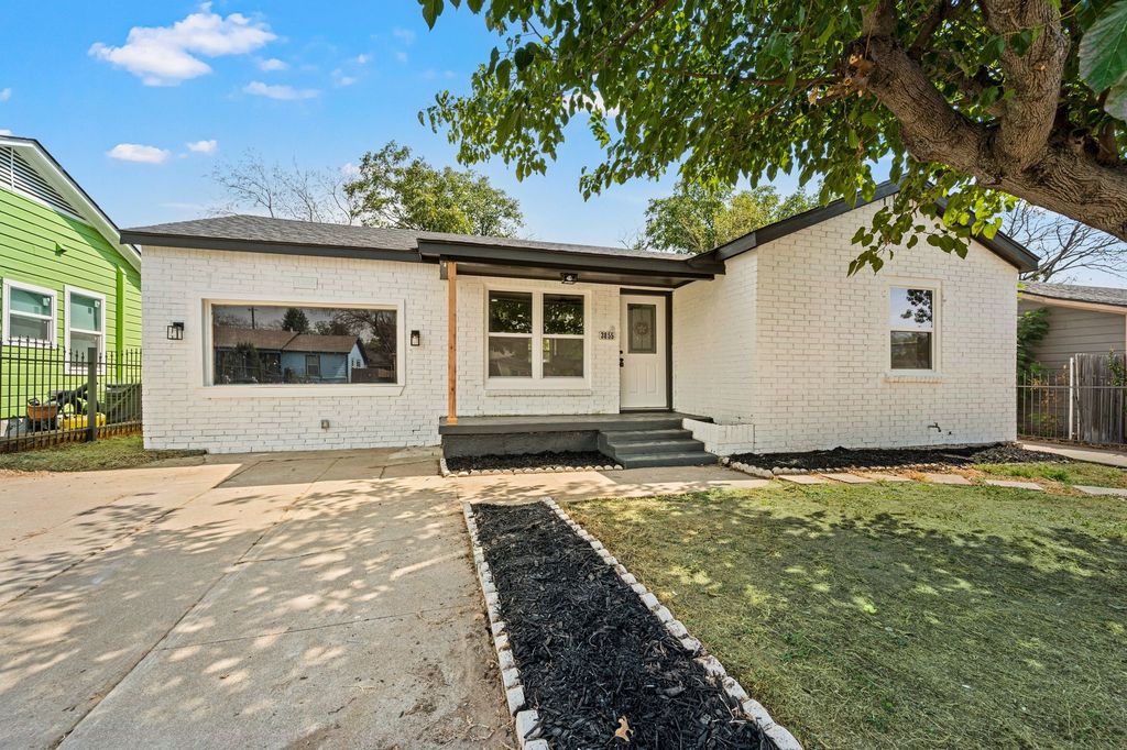 3855 Dowdell Street, Fort Worth, TX 76119 — exterior
