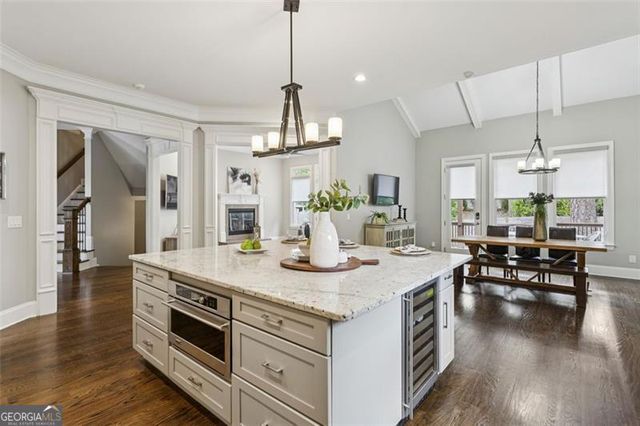 20 BELLE ISLE Road, Sandy Springs, GA 30342