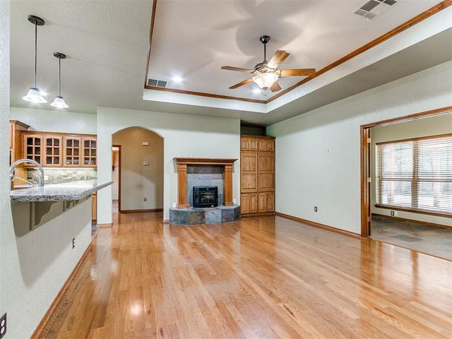 661 Lakeside Drive, Noble, OK 73068