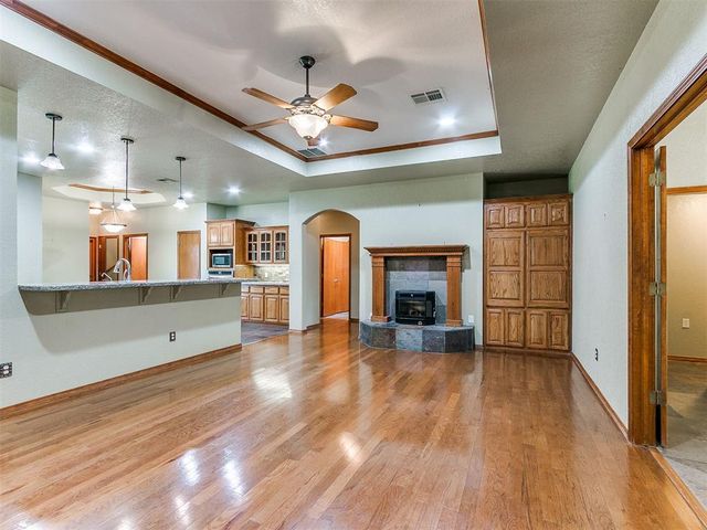 661 Lakeside Drive, Noble, OK 73068