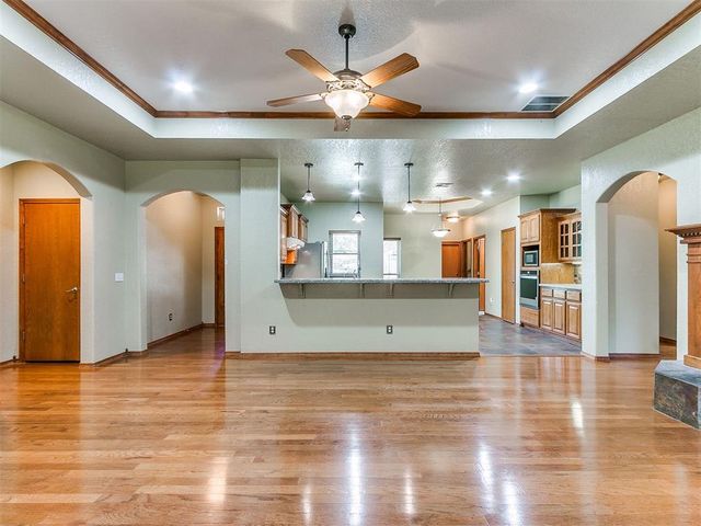 661 Lakeside Drive, Noble, OK 73068