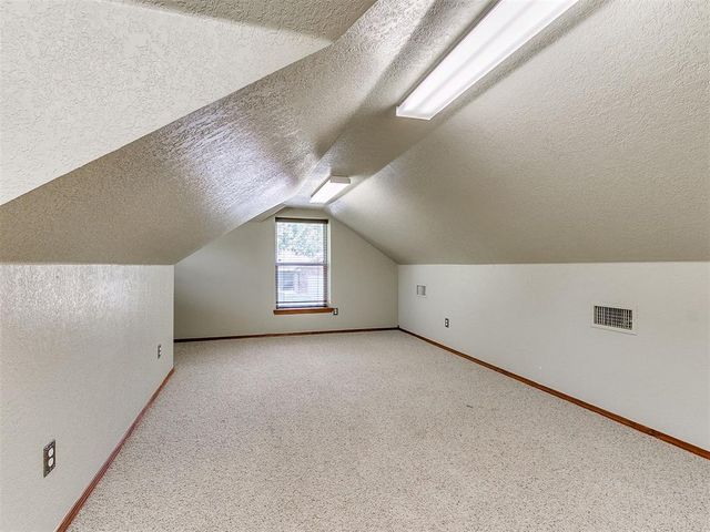 661 Lakeside Drive, Noble, OK 73068