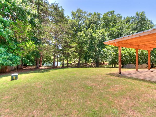 661 Lakeside Drive, Noble, OK 73068