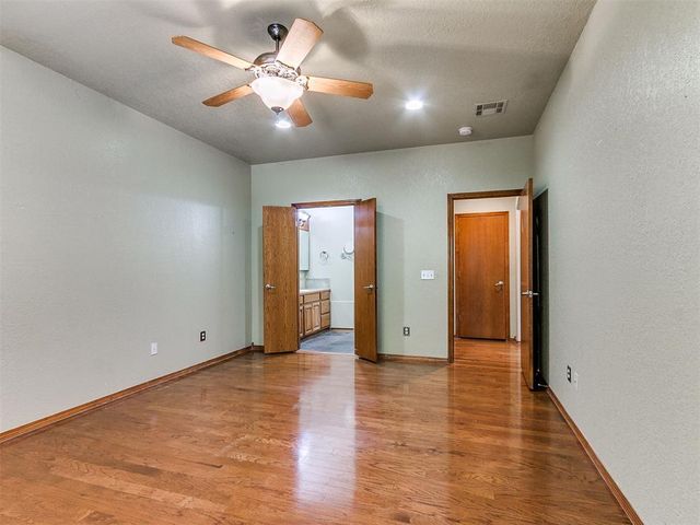 661 Lakeside Drive, Noble, OK 73068