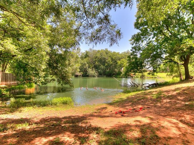 661 Lakeside Drive, Noble, OK 73068
