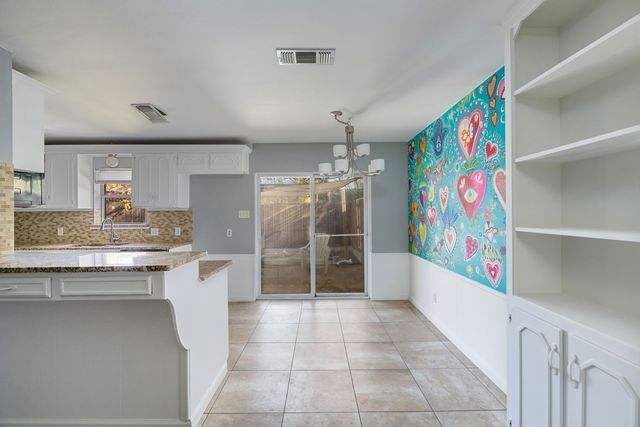 540 Billie Ruth Lane, Hurst, TX 76053