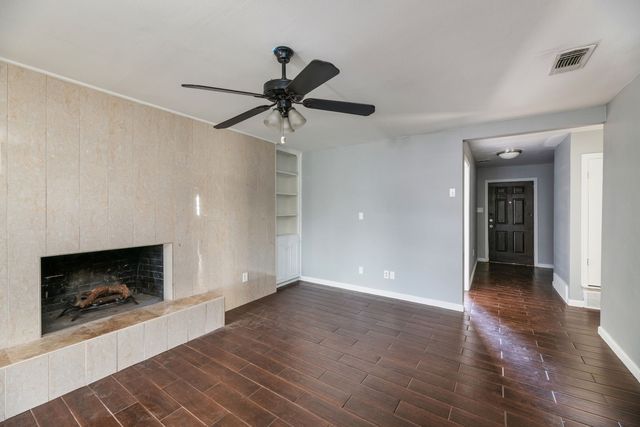 540 Billie Ruth Lane, Hurst, TX 76053