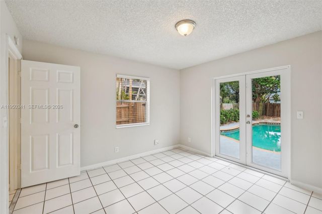 204 N D St, Lake Worth, FL 33460