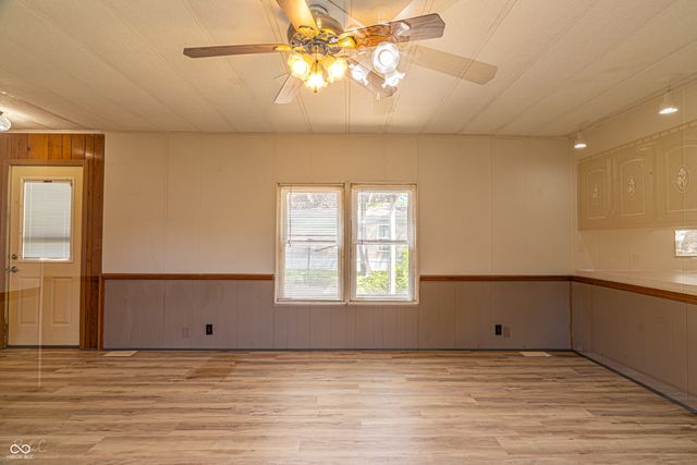 363 Gentlemen Place, Cloverdale, IN 46120