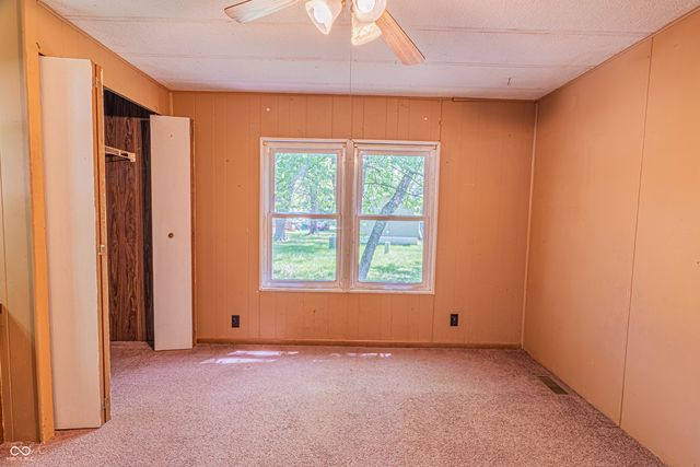 363 Gentlemen Place, Cloverdale, IN 46120
