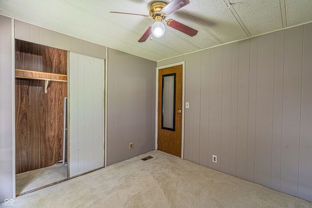 363 Gentlemen Place, Cloverdale, IN 46120