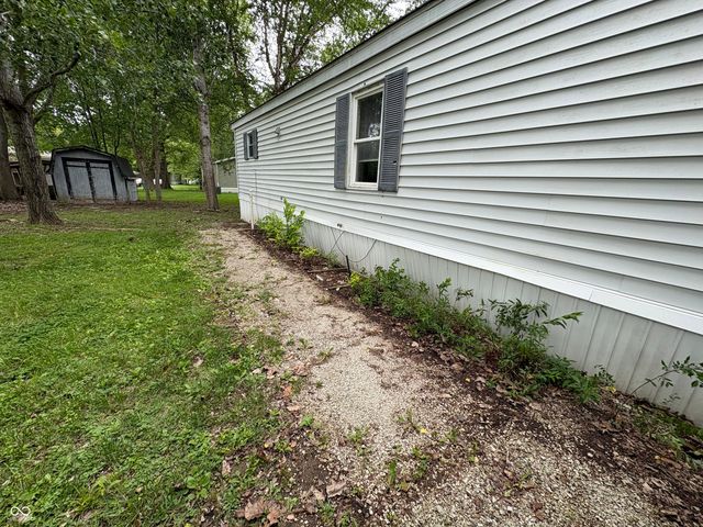 363 Gentlemen Place, Cloverdale, IN 46120