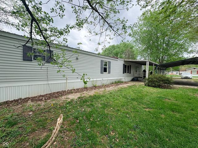 363 Gentlemen Place, Cloverdale, IN 46120