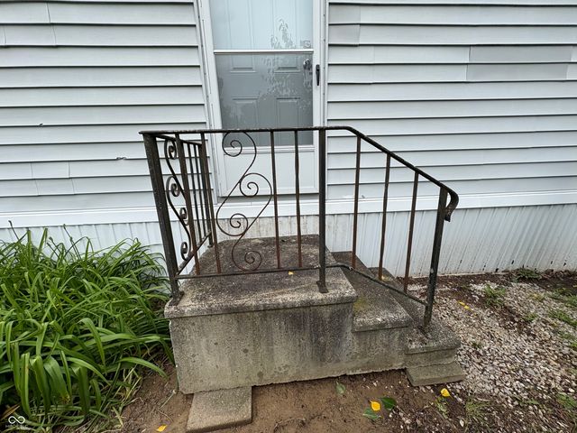 363 Gentlemen Place, Cloverdale, IN 46120