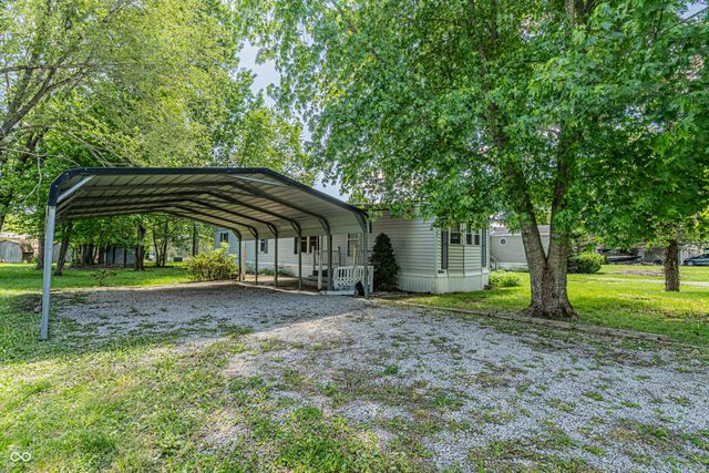 363 Gentlemen Place, Cloverdale, IN 46120