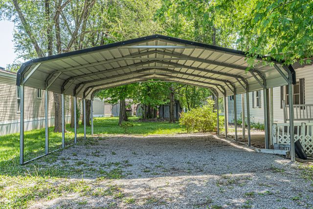 363 Gentlemen Place, Cloverdale, IN 46120