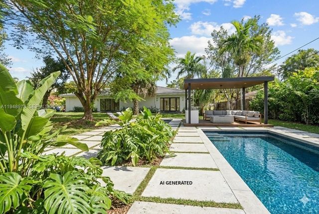 12820 SW 83rd Ct, Pinecrest, FL 33156