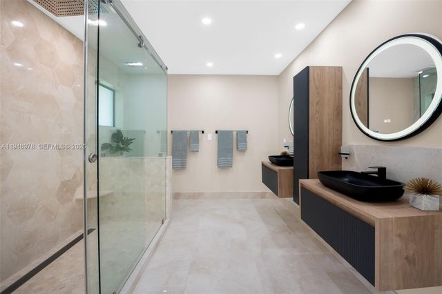 12820 SW 83rd Ct, Pinecrest, FL 33156