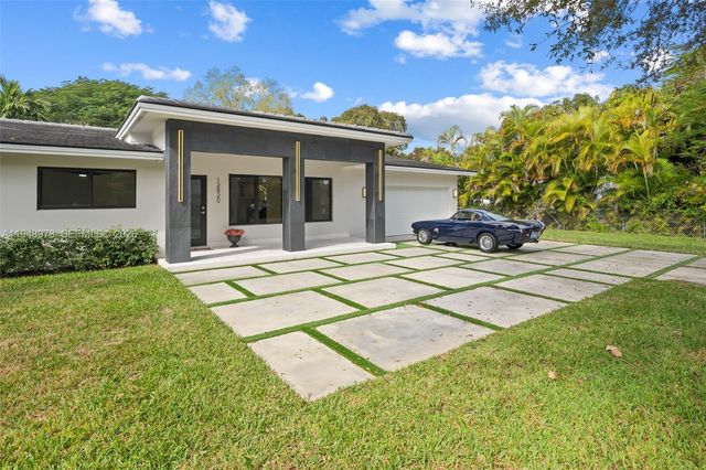 12820 SW 83rd Ct, Pinecrest, FL 33156