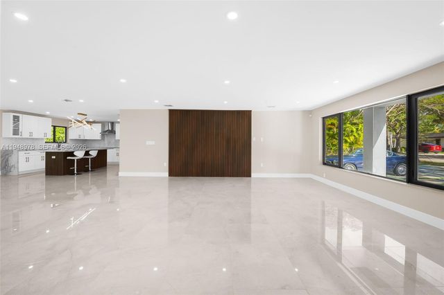 12820 SW 83rd Ct, Pinecrest, FL 33156