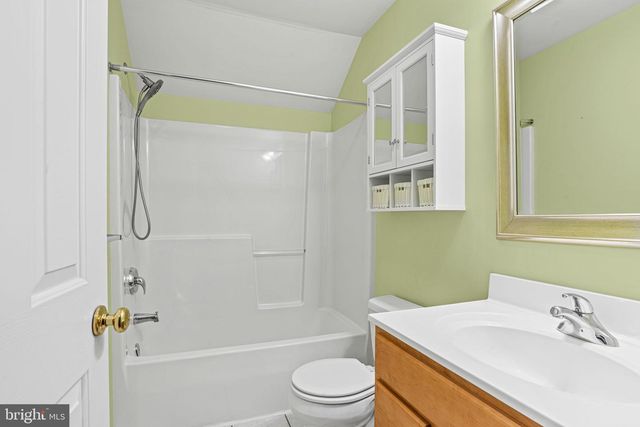 16 WHIPPOORWILL DR, Palmyra, PA 17078