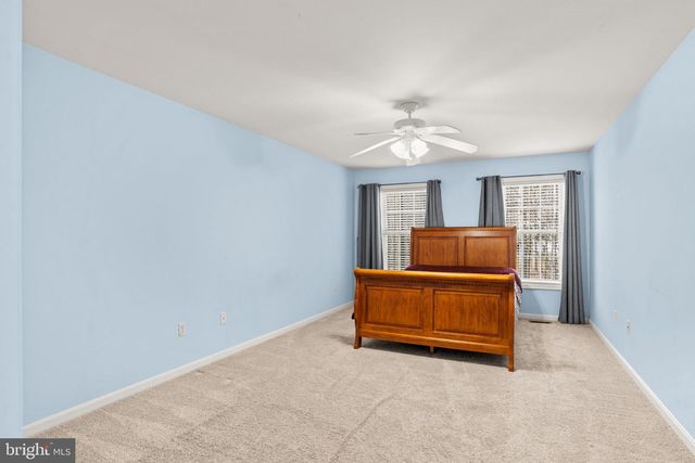 16 WHIPPOORWILL DR, Palmyra, PA 17078