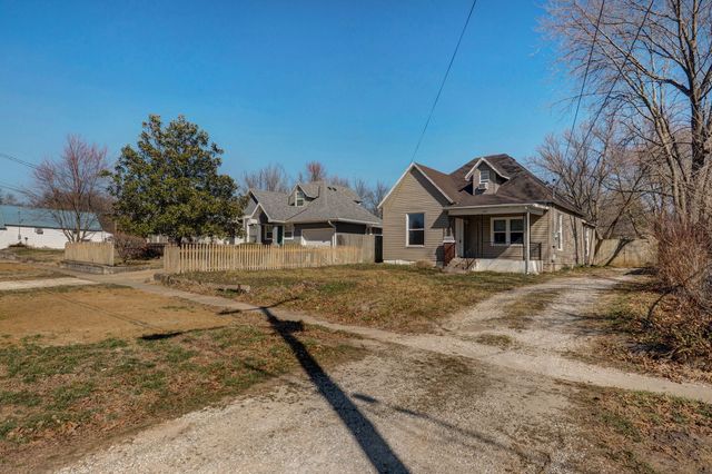 922 N Prospect Avenue, Springfield, MO 65802