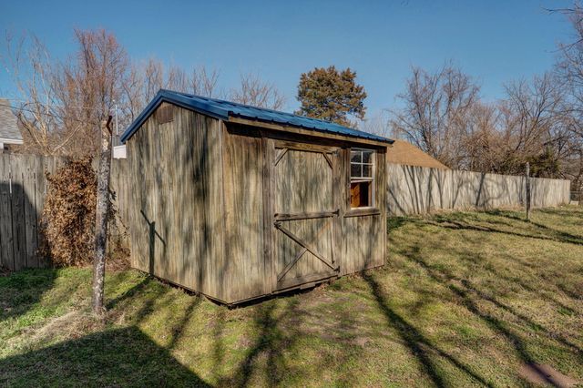 922 N Prospect Avenue, Springfield, MO 65802