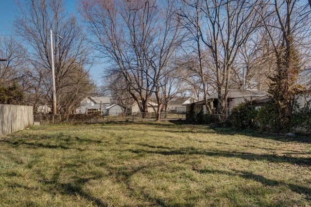 922 N Prospect Avenue, Springfield, MO 65802