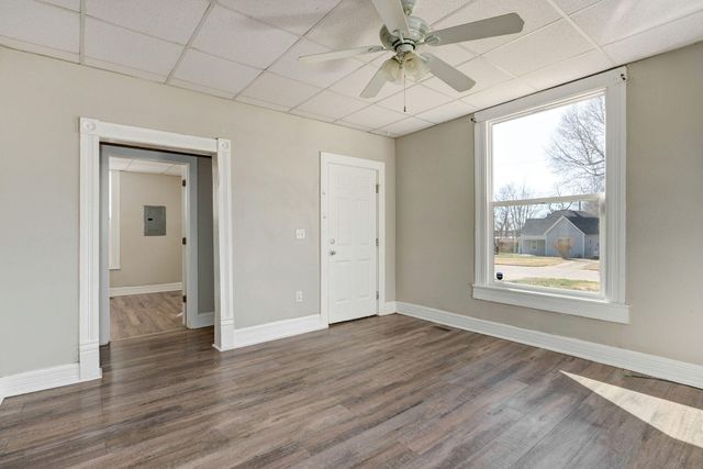 922 N Prospect Avenue, Springfield, MO 65802