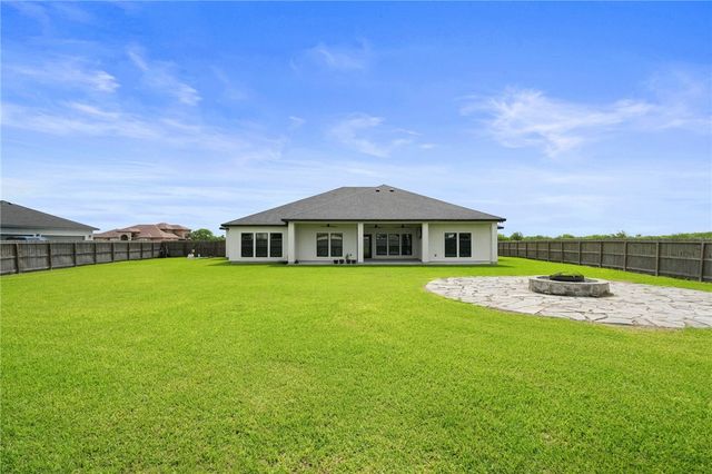6117 S Oso Pkwy, Corpus Christi, TX 78414